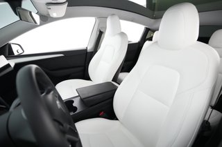 2023 Tesla Model Y — photo 3 of 21