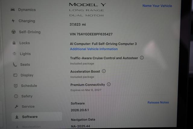2023 Tesla Model Y — photo 5 of 21