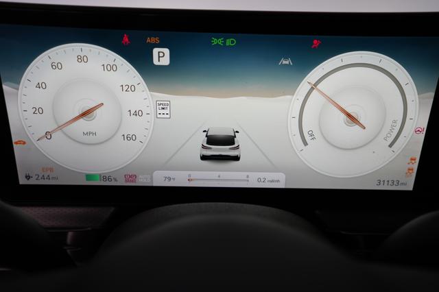 2023 Genesis GV60 — photo 5 of 26