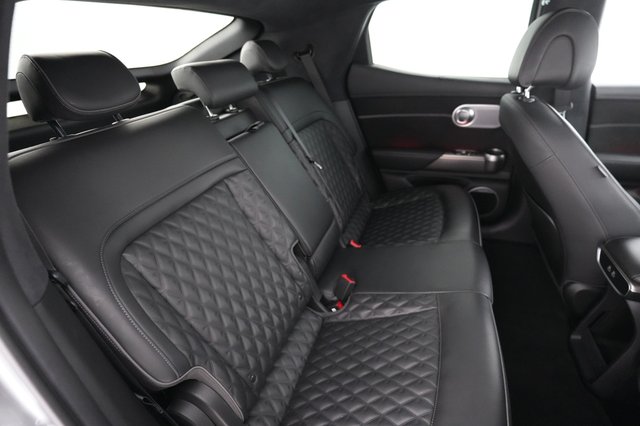 2023 Genesis GV60 — photo 4 of 26