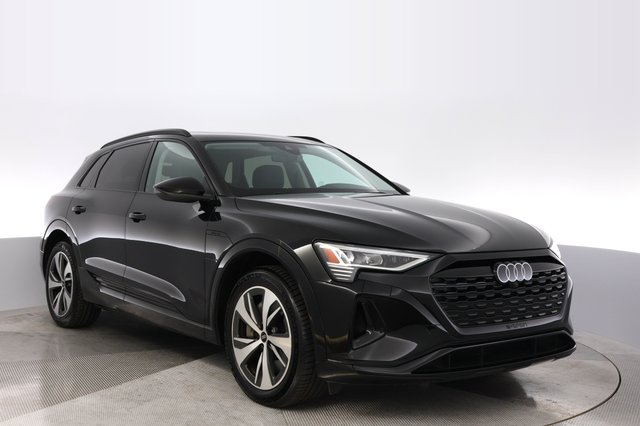 2024 Audi Q8 e-tron — photo 10 of 26