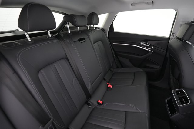 2024 Audi Q8 e-tron — photo 4 of 26
