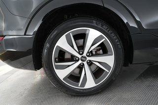 2024 Audi Q8 e-tron — photo 7 of 26