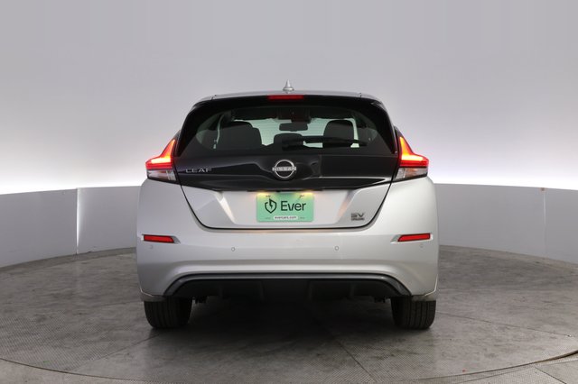 2024 Nissan LEAF — photo 12 of 25