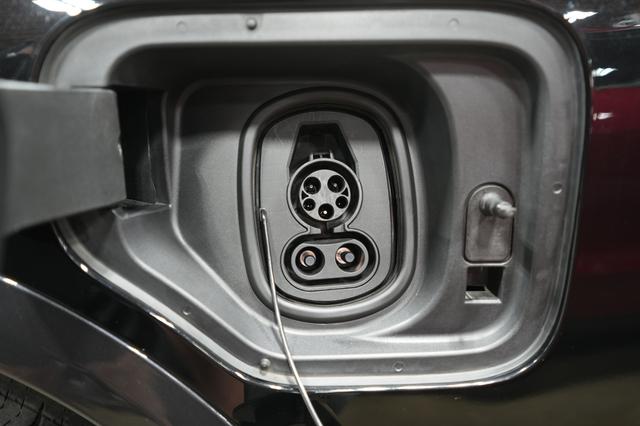 2024 Acura ZDX — photo 8 of 20