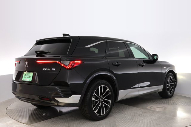 2024 Acura ZDX — photo 2 of 23