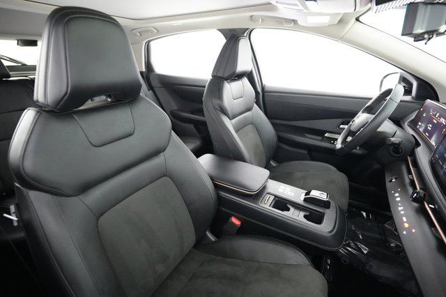 2024 Nissan Ariya — photo 18 of 22