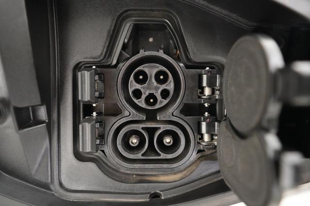 2024 Nissan Ariya — photo 8 of 22