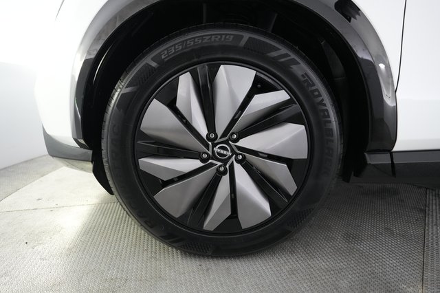 2024 Nissan Ariya — photo 15 of 22