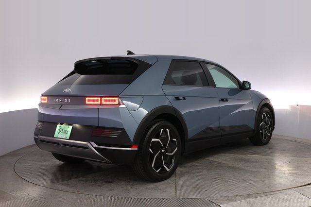 2024 Hyundai IONIQ 5 — photo 2 of 24