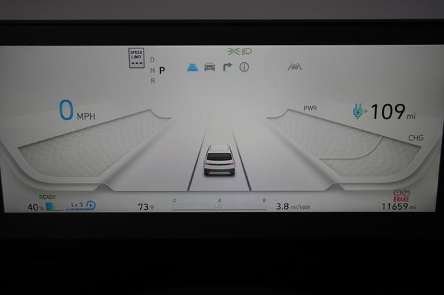 2024 Hyundai IONIQ 5 — photo 5 of 24
