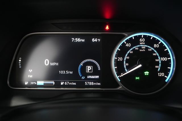 2025 Nissan LEAF