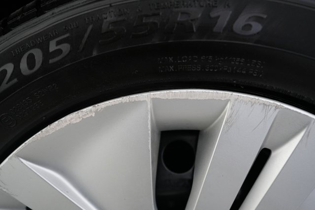 2025 Nissan LEAF — photo 22 of 25