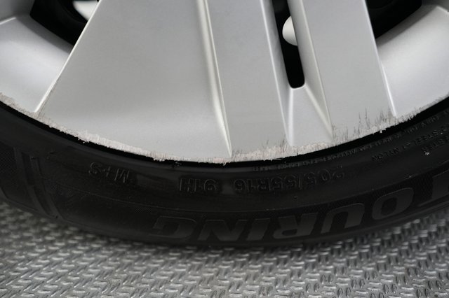2025 Nissan LEAF — photo 24 of 25