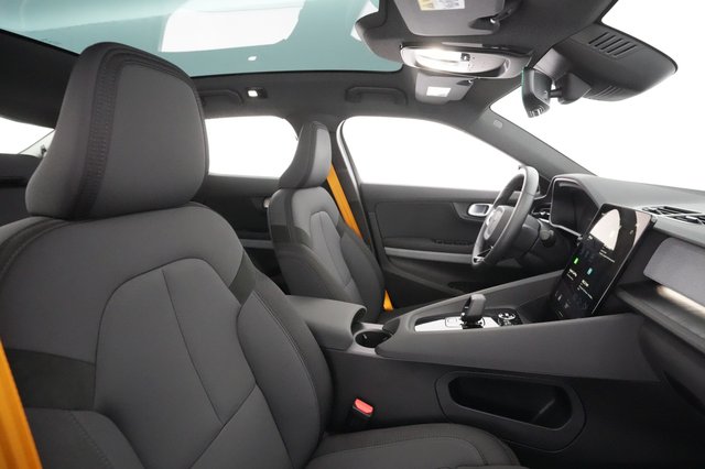 2024 Polestar 2 — photo 20 of 34
