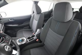 2025 Nissan LEAF — photo 3 of 23