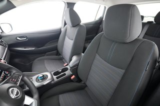 2025 Nissan LEAF — photo 3 of 23