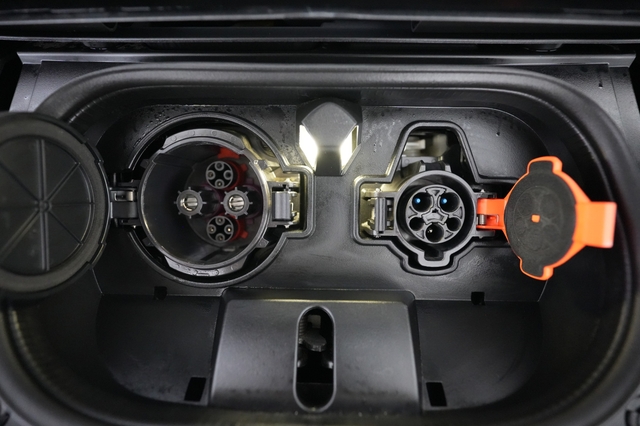 2025 Nissan LEAF