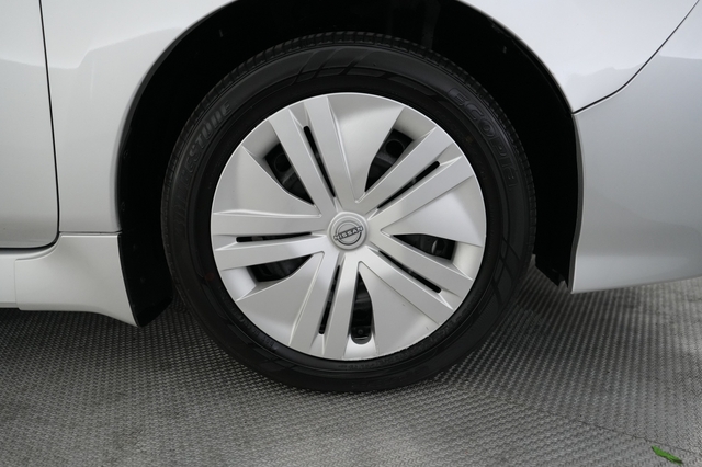 2025 Nissan LEAF
