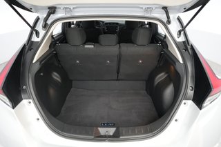 2025 Nissan LEAF — photo 6 of 24