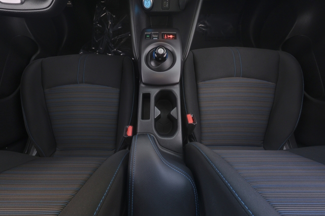 2025 Nissan LEAF