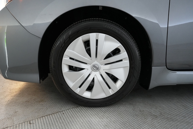 2025 Nissan LEAF