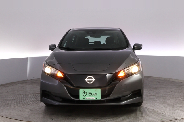 2025 Nissan LEAF