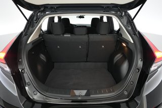 2025 Nissan LEAF — photo 6 of 23