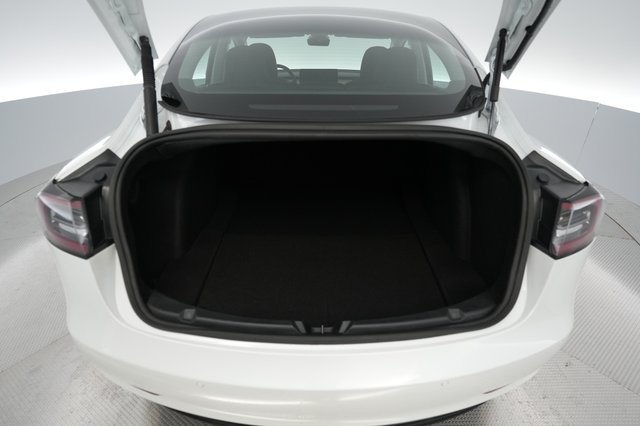 2022 Tesla Model 3 — photo 6 of 21