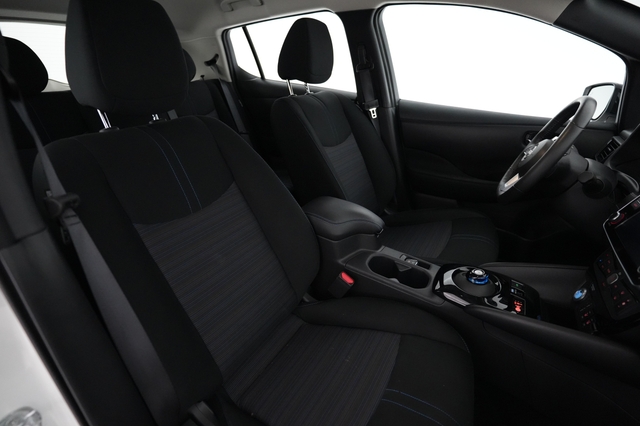 2024 Nissan LEAF