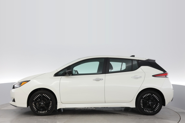 2024 Nissan LEAF