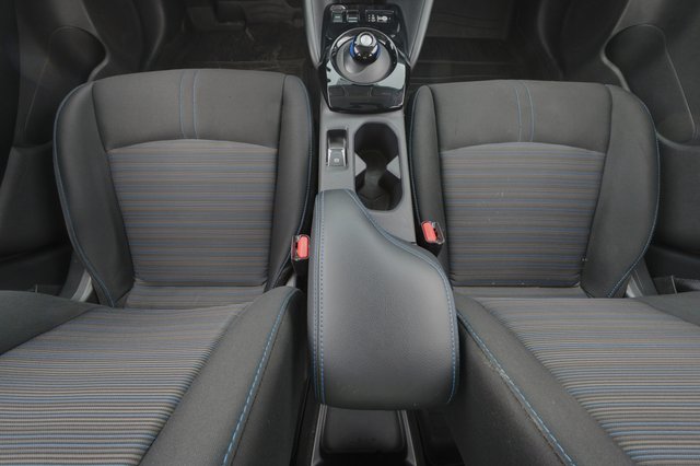 2024 Nissan LEAF — photo 18 of 19