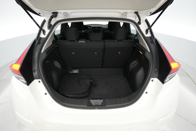 2024 Nissan LEAF
