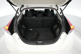 2024 Nissan LEAF — photo 6 of 19