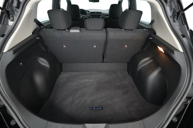 2024 Nissan LEAF