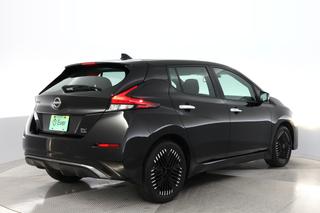 2024 Nissan LEAF — photo 2 of 23