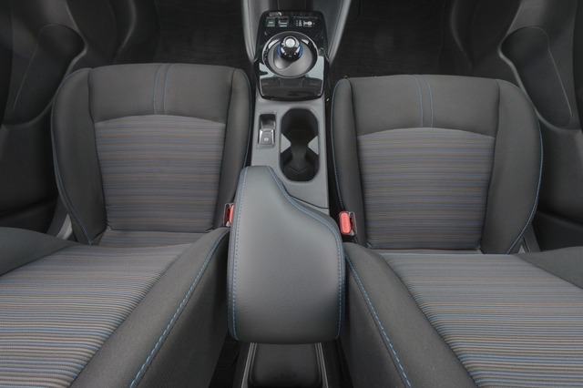 2024 Nissan LEAF