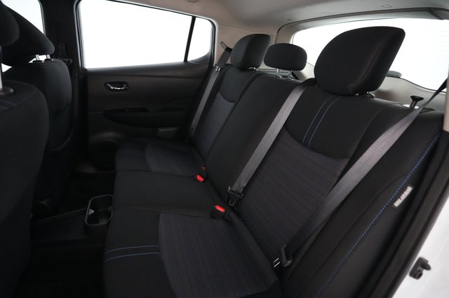 2024 Nissan LEAF — photo 19 of 22