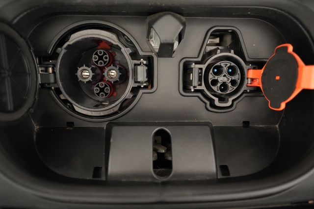 2024 Nissan LEAF