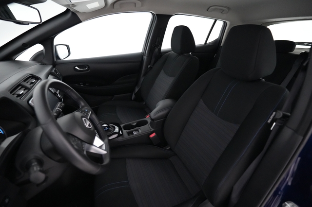 2024 Nissan LEAF