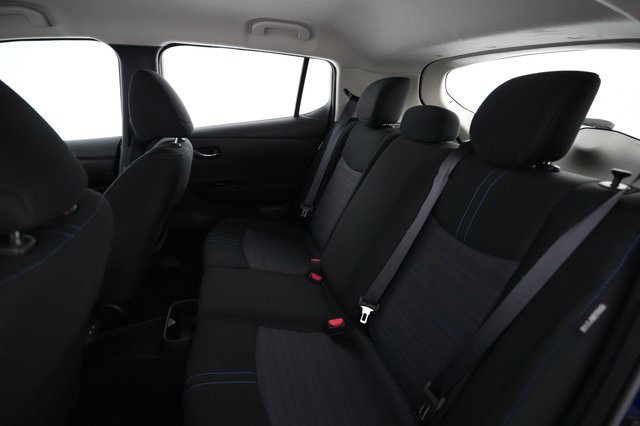 2024 Nissan LEAF — photo 17 of 21
