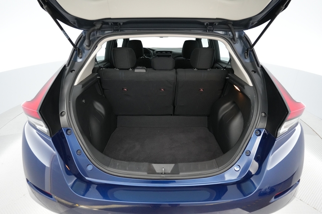 2024 Nissan LEAF