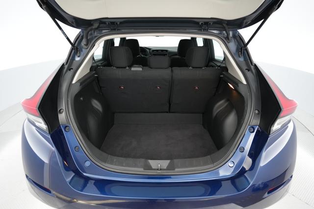 2024 Nissan LEAF — photo 6 of 21