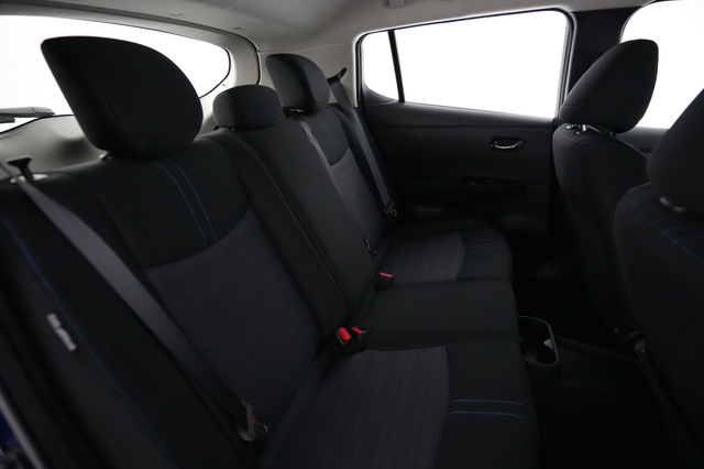2024 Nissan LEAF