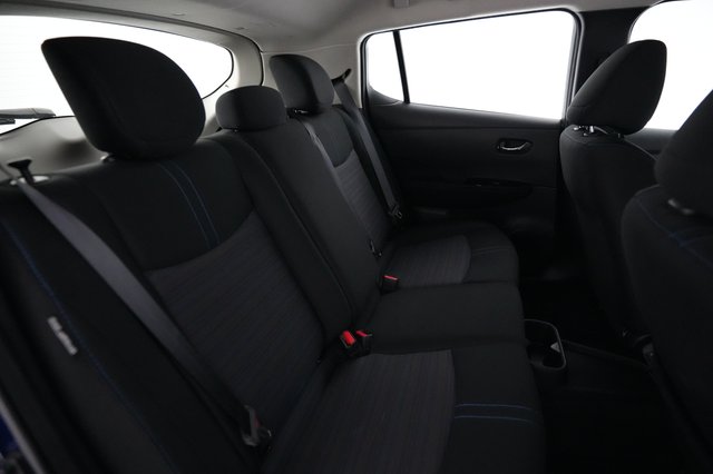 2024 Nissan LEAF — photo 4 of 21