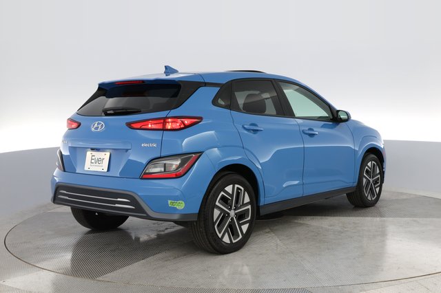 2022 Hyundai Kona — photo 9 of 28