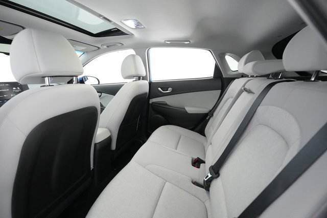 2022 Hyundai Kona — photo 19 of 28