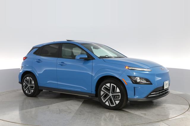2022 Hyundai Kona — photo 8 of 28