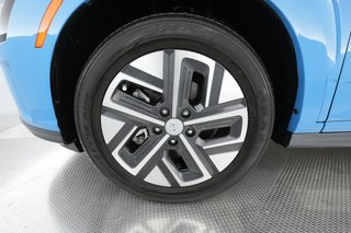 2022 Hyundai Kona — photo 13 of 28