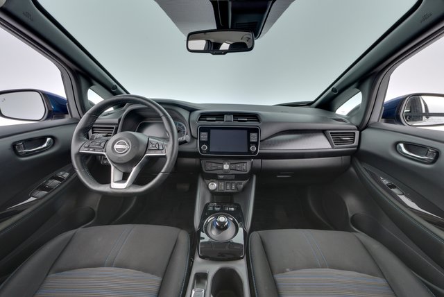 2024 Nissan LEAF — photo 19 of 21